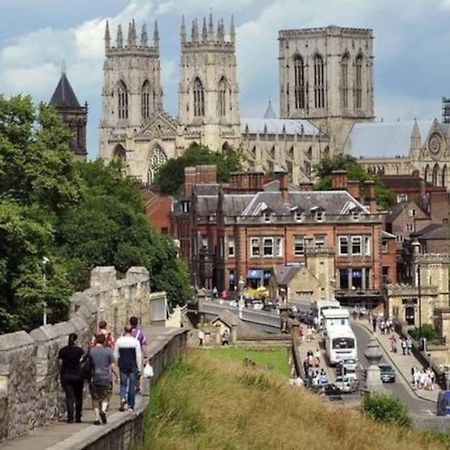 21 The Cocoa Suites York Eksteriør bilde