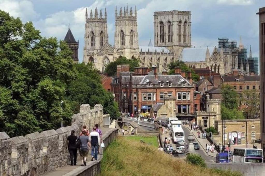21 The Cocoa Suites York Eksteriør bilde